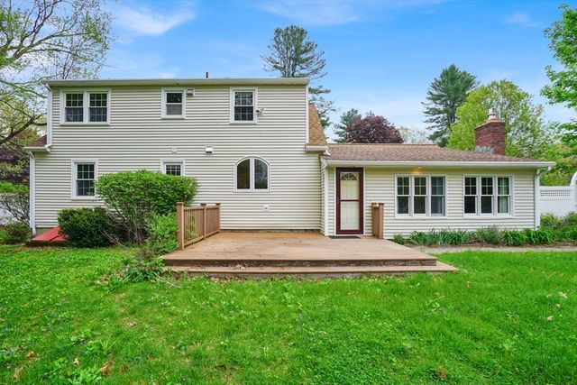 232 Eastwood Dr, Westfield, MA 01085