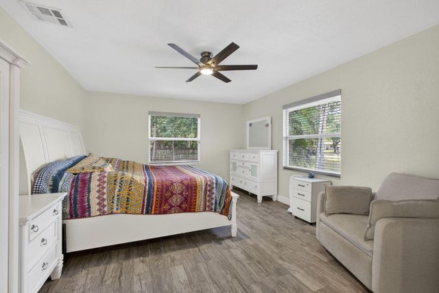 16087 E Pleasure Drive, The Acreage, FL 33470