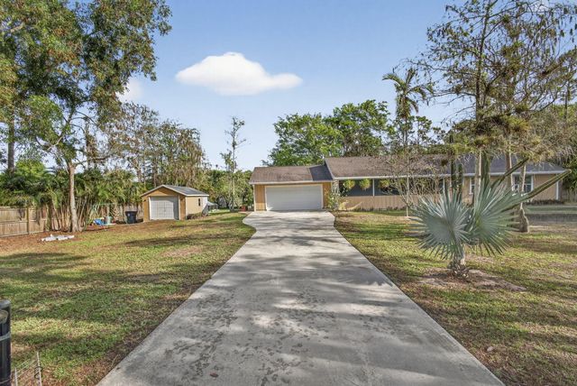 16087 E Pleasure Drive, The Acreage, FL 33470