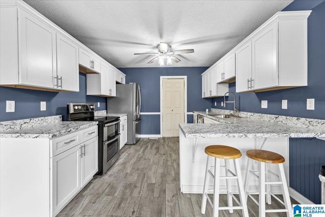 191 HAGWOOD CIRCLE, Trafford, AL 35172