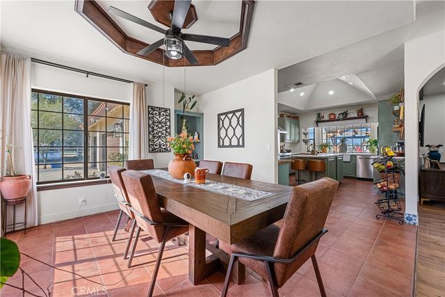 8549 W Avenue D2, Lancaster, CA 93536