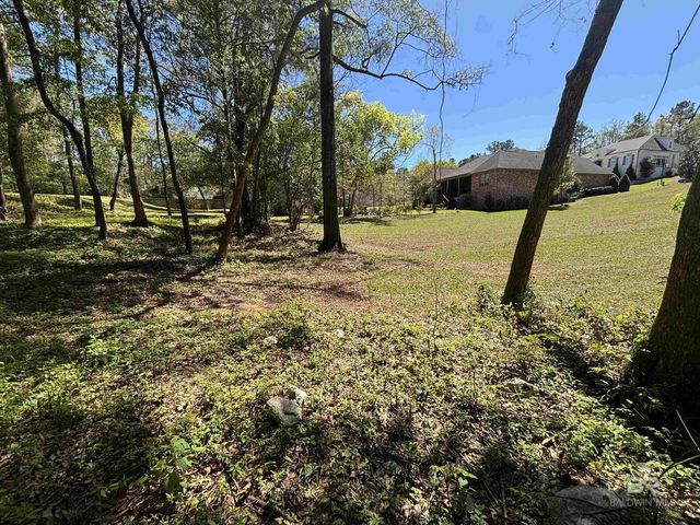 16 Viale Bellezza, Fairhope, AL 36532