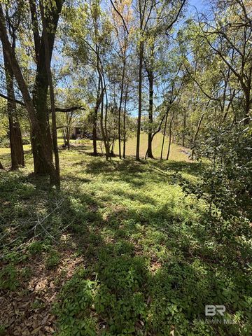 16 Viale Bellezza, Fairhope, AL 36532