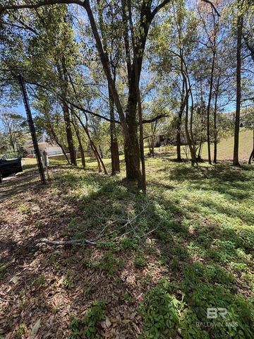 16 Viale Bellezza, Fairhope, AL 36532