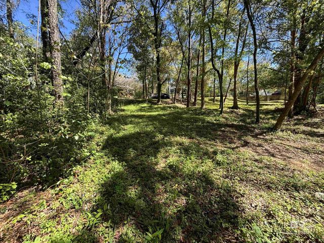 16 Viale Bellezza, Fairhope, AL 36532