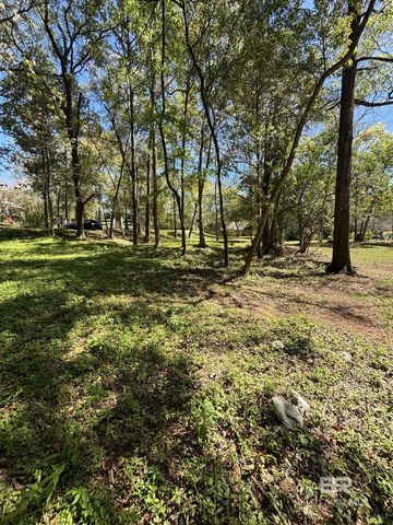 16 Viale Bellezza, Fairhope, AL 36532