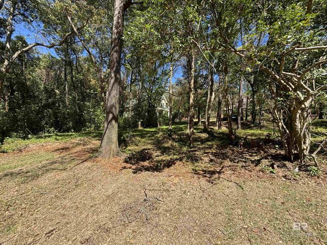 16 Viale Bellezza, Fairhope, AL 36532