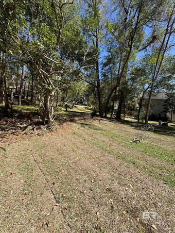 16 Viale Bellezza, Fairhope, AL 36532