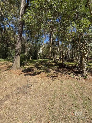 16 Viale Bellezza, Fairhope, AL 36532