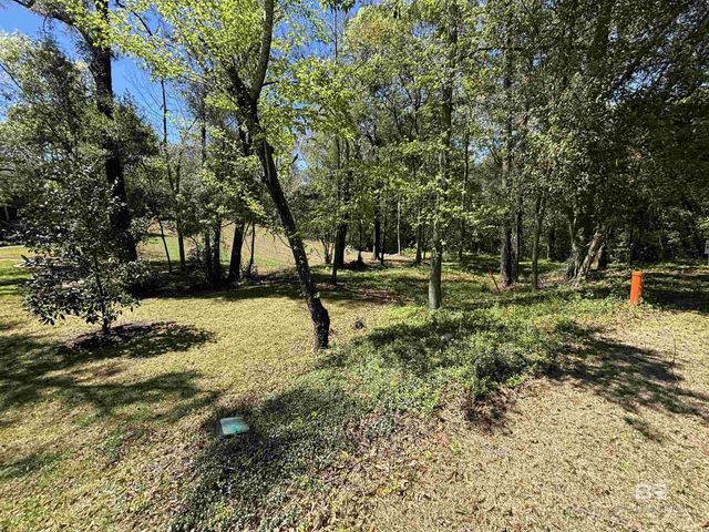 16 Viale Bellezza, Fairhope, AL 36532