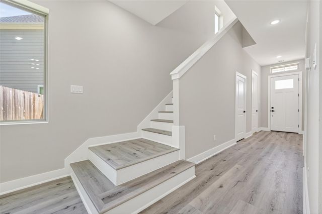 4902 Wunder Way, Houston, TX 77069