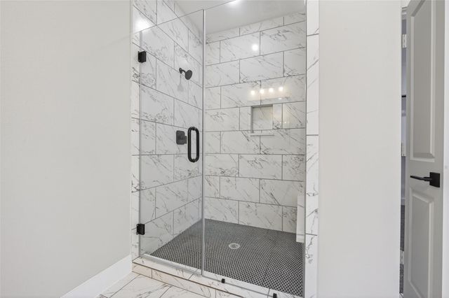 4902 Wunder Way, Houston, TX 77069