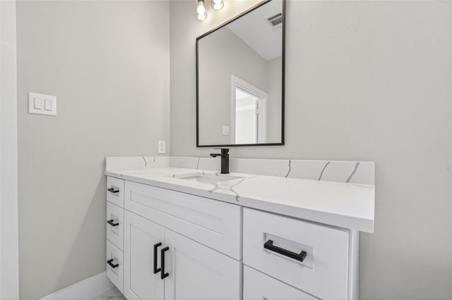 4902 Wunder Way, Houston, TX 77069