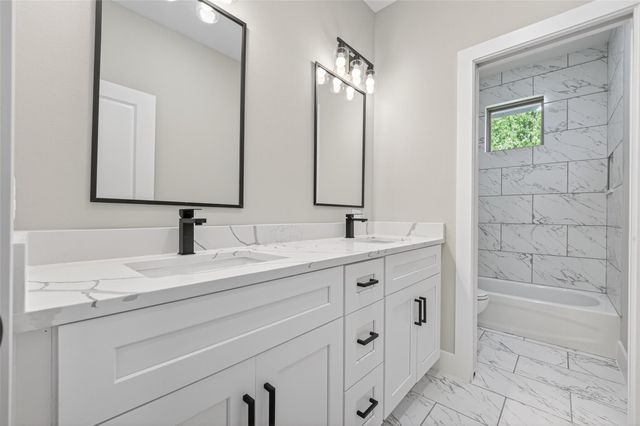 4902 Wunder Way, Houston, TX 77069