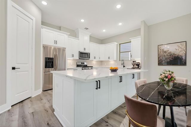 4902 Wunder Way, Houston, TX 77069