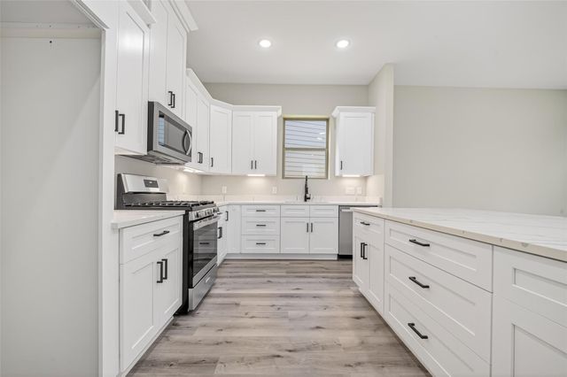 4902 Wunder Way, Houston, TX 77069