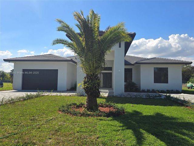 23840 SW 209th Pl, Homestead, FL 33031