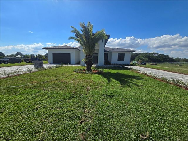 23840 SW 209th Pl, Homestead, FL 33031
