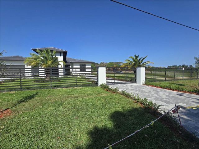23840 SW 209th Pl, Homestead, FL 33031