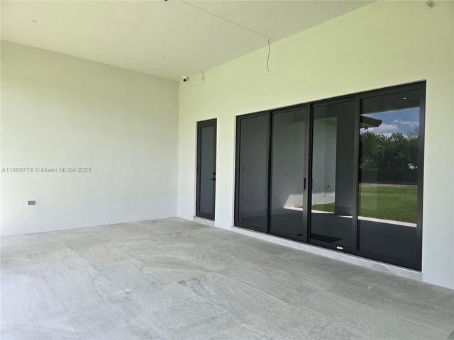 23840 SW 209th Pl, Homestead, FL 33031