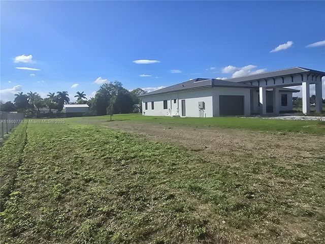 23840 SW 209th Pl, Homestead, FL 33031