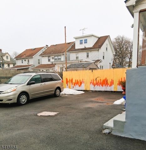 37 Springdale Ave, Newark City, NJ 07107