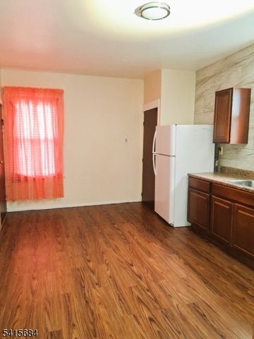 37 Springdale Ave, Newark City, NJ 07107