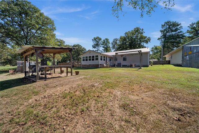4720 E Wyman Road, Fayetteville, AR 72701