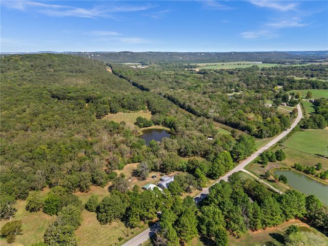 4720 E Wyman Road, Fayetteville, AR 72701