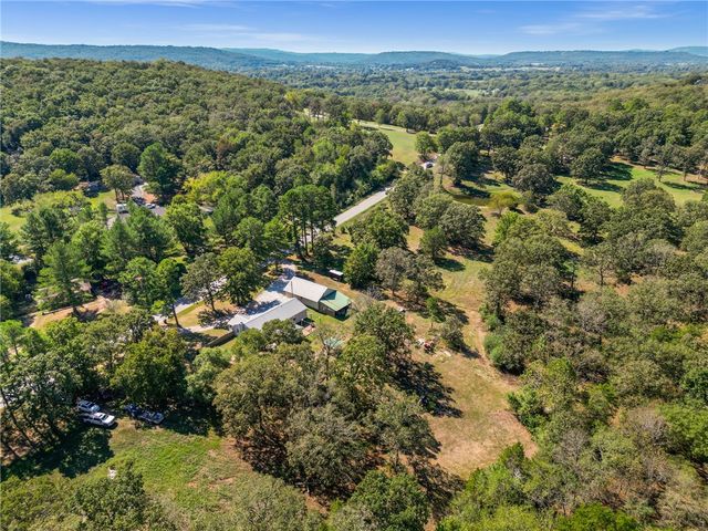 4720 E Wyman Road, Fayetteville, AR 72701