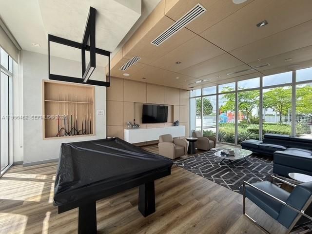 10412 NW 63rd Ter, Doral, FL 33178