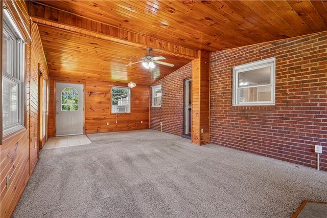 3210 Thornwood Drive, Bethel Park, PA 15102