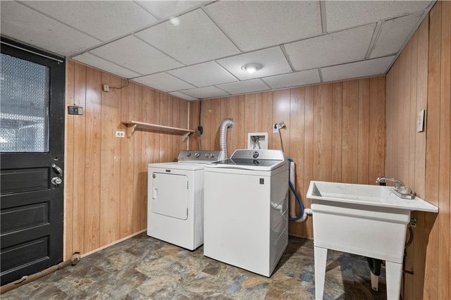 3210 Thornwood Drive, Bethel Park, PA 15102
