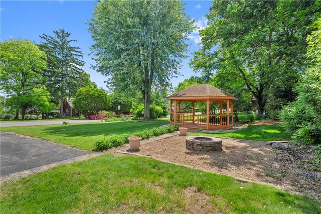 3210 Thornwood Drive, Bethel Park, PA 15102