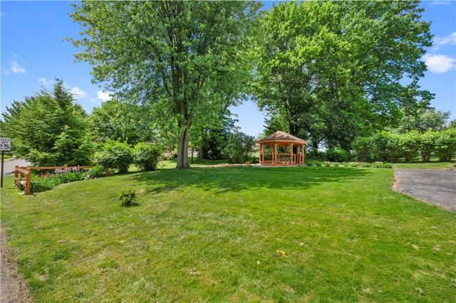 3210 Thornwood Drive, Bethel Park, PA 15102