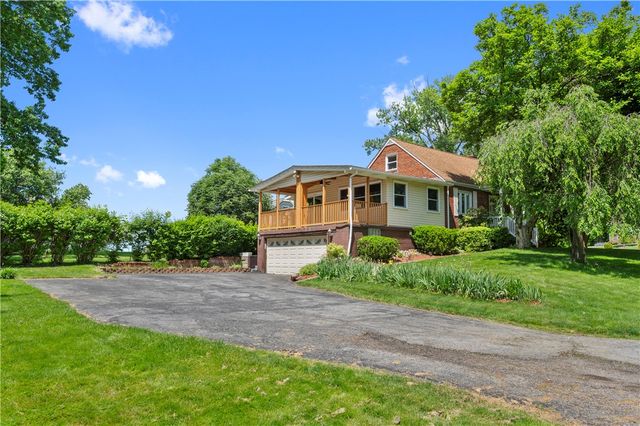 3210 Thornwood Drive, Bethel Park, PA 15102