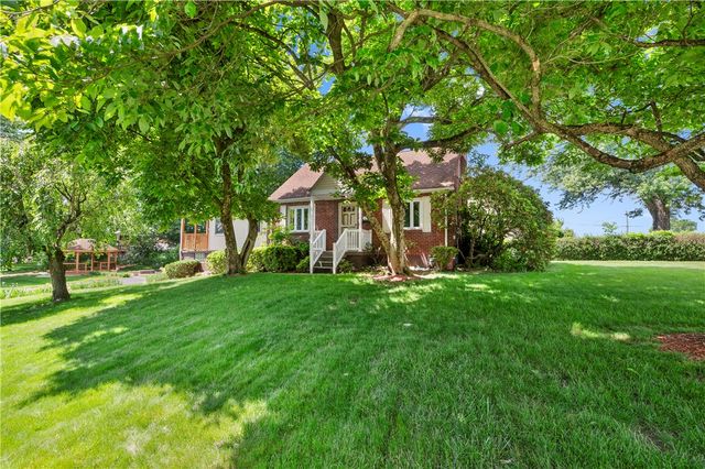 3210 Thornwood Drive, Bethel Park, PA 15102