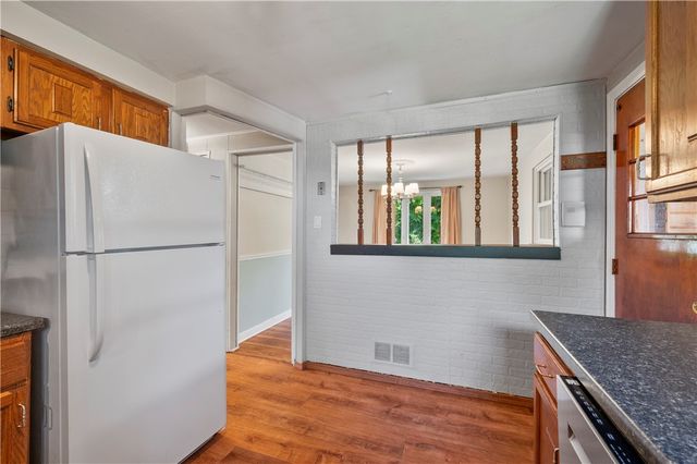 3210 Thornwood Drive, Bethel Park, PA 15102