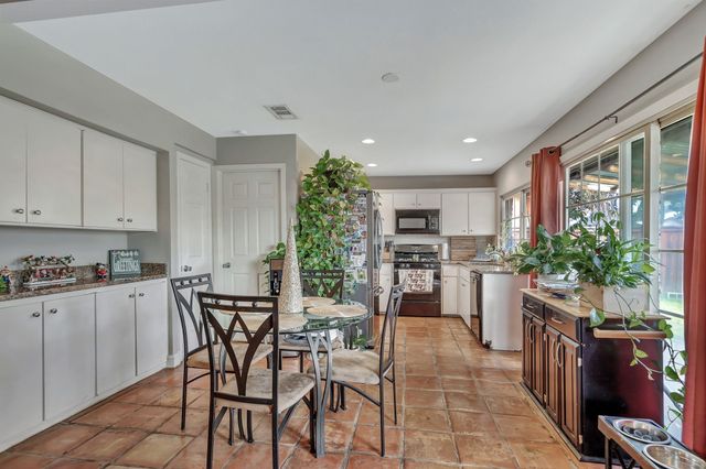 1845 Briarcrest Cove, Carrollton, TX 75006