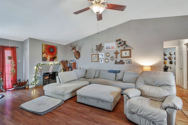 1845 Briarcrest Cove, Carrollton, TX 75006