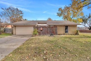 1845 Briarcrest Cove, Carrollton, TX 75006