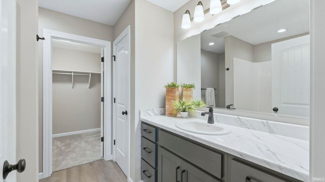 10901 Oaklynn Reserve Boulevard, Fort Wayne, IN 46835