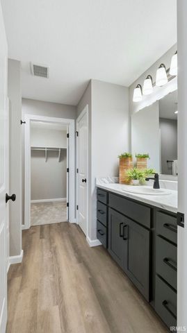 10901 Oaklynn Reserve Boulevard, Fort Wayne, IN 46835