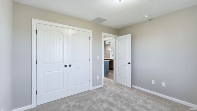 10901 Oaklynn Reserve Boulevard, Fort Wayne, IN 46835