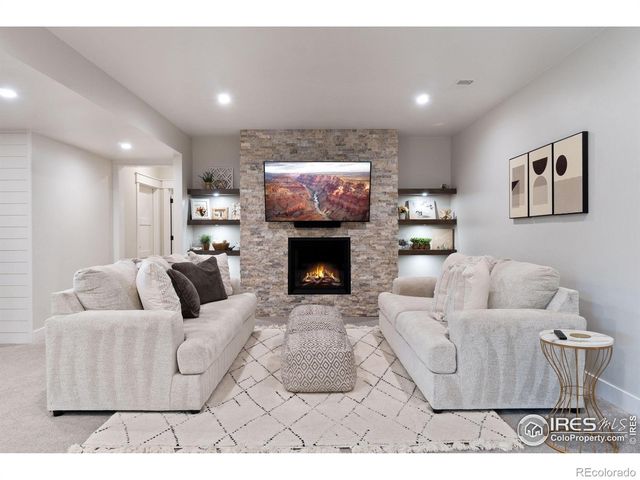 2774 Heron Lakes Parkway, Berthoud, CO 80513