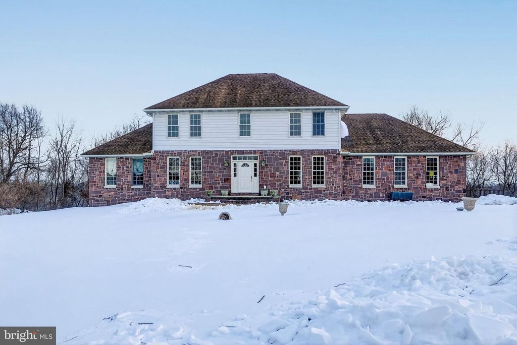 Image 1 of property listing at 8212 SIXES BRIDGE RD, Detour, MD 21757