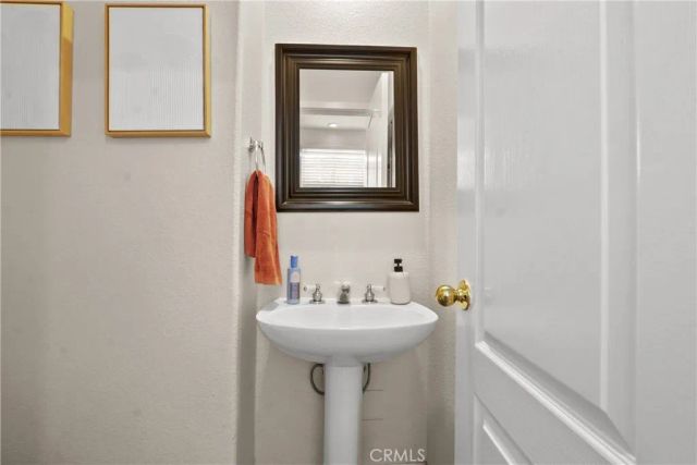1071 S Volterra, Anaheim, CA 92808