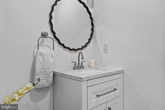 1221 HUNTINGDON PIKE, Huntingdon Valley, PA 19006