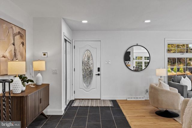 1221 HUNTINGDON PIKE, Huntingdon Valley, PA 19006