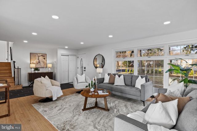 1221 HUNTINGDON PIKE, Huntingdon Valley, PA 19006